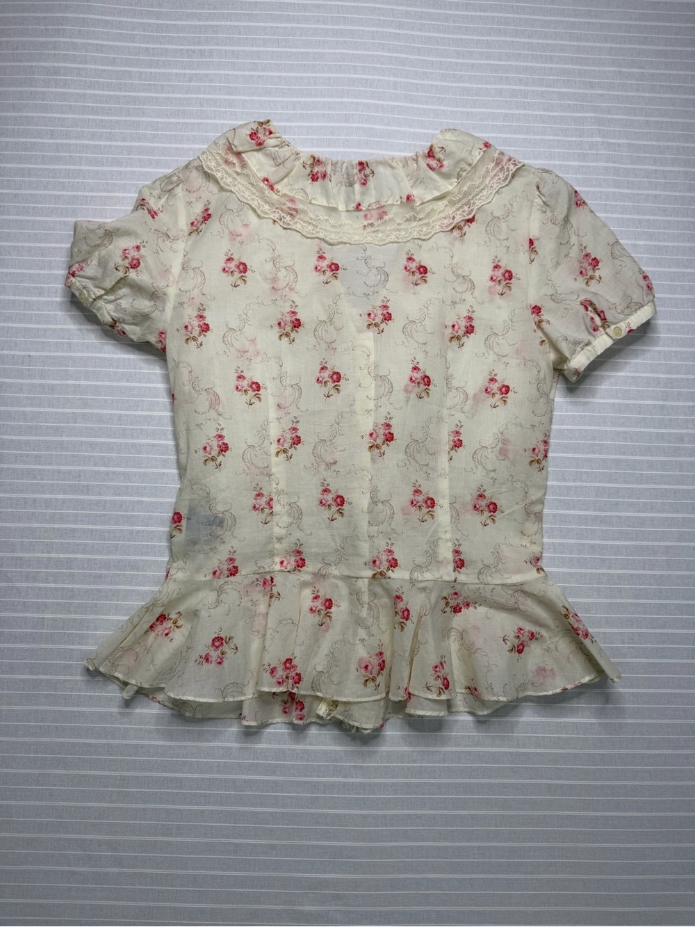 Ralph Lauren Cream Blouse with Pink Floral Print and Lace Ruffles - Picture 7 of 7